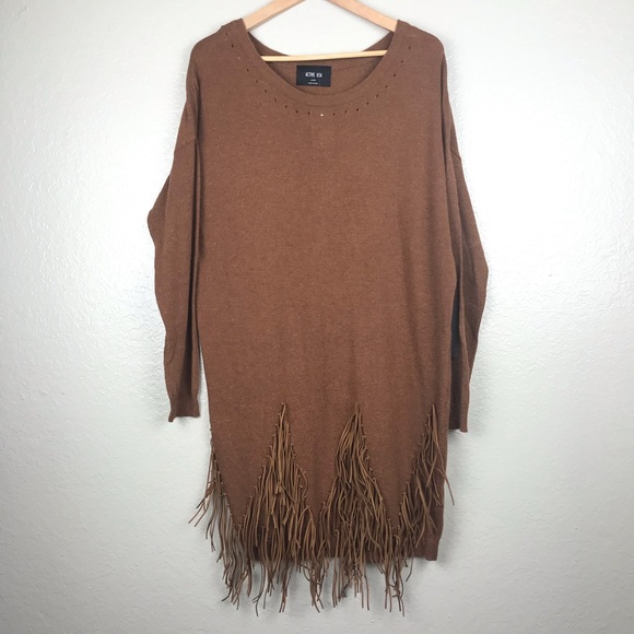 Active USA Dresses & Skirts - 🛍 3 for $15 - NWT Fringe Sweater Dress